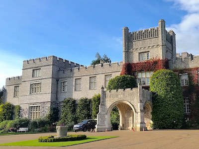 Ruth Brandt is a Prize winning Writer and Creative Writing Tutor in Surrey. She runs Courses and Workshops in Surrey. Ruth Brandt Writer and Creative Writing Tutor in Surrey